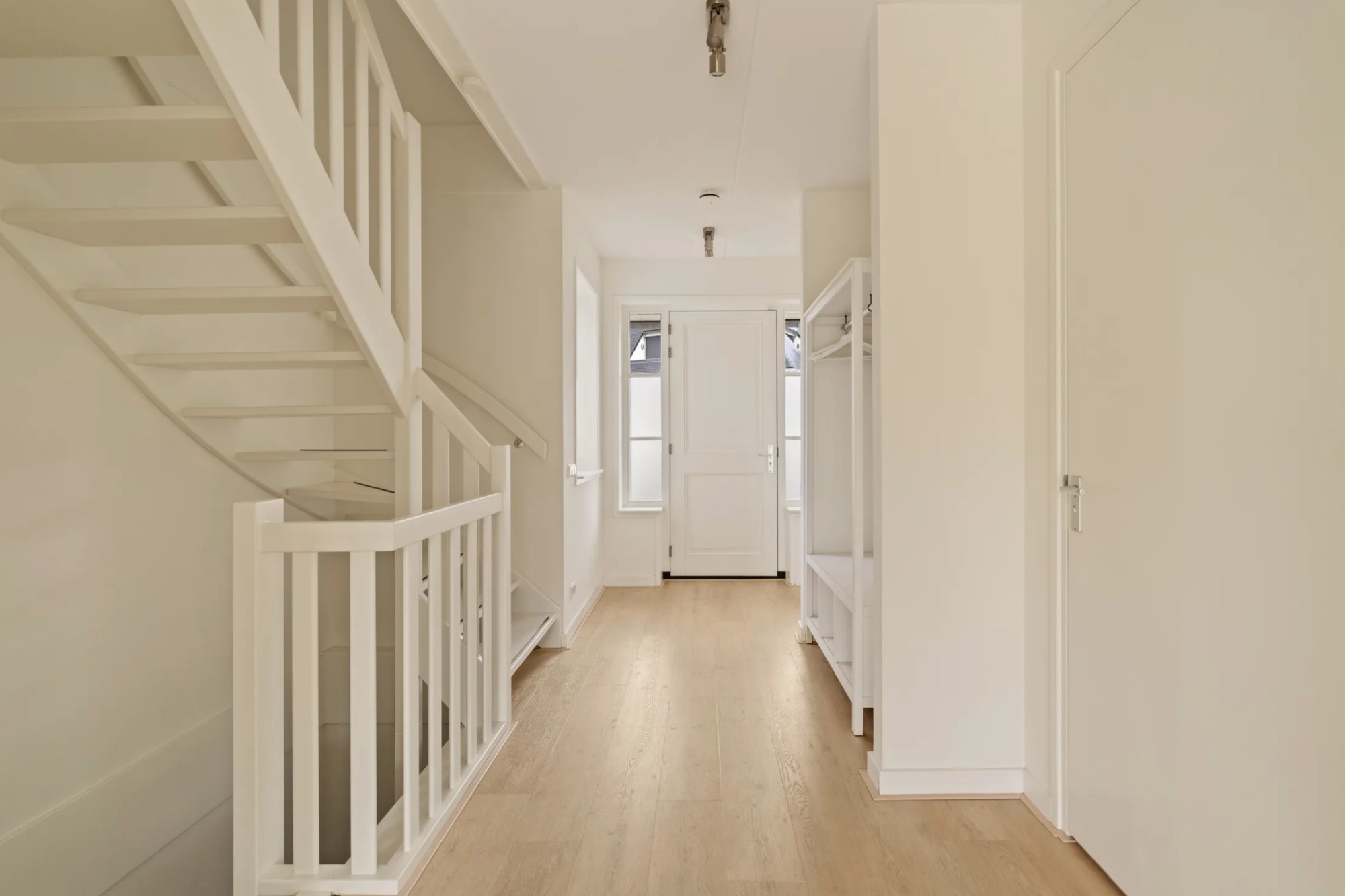 Hal